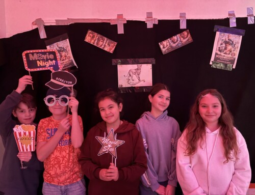 Frühlingshaft-magische Movie Night in der Aula 🌸✨🎬